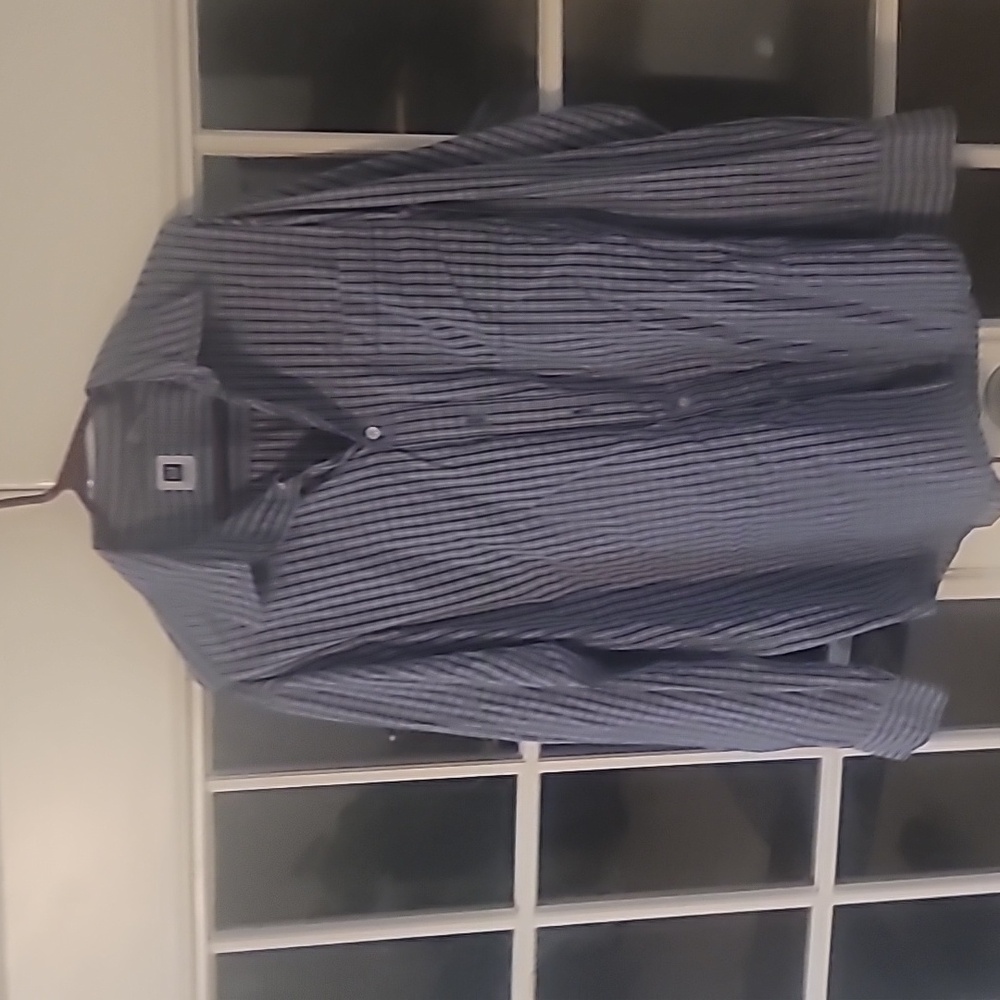 GAP Factory Store shirt